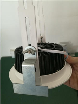 new installation led downlight